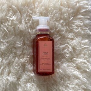 New BBW Peach Bellini Gentle Foaming Hand Soap
